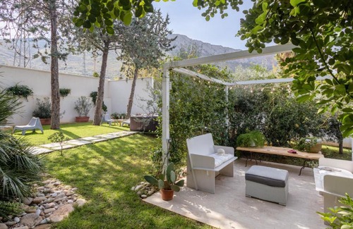 Terrasini House | Holiday Home Quirat by Interhome