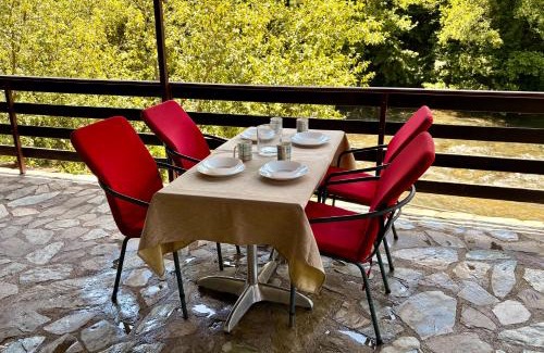 Jajce House | holiday home RIVER HOUSE