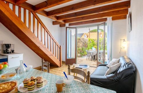 Mimizan-Plage House | Holiday Home Sicard-2 by Interhome