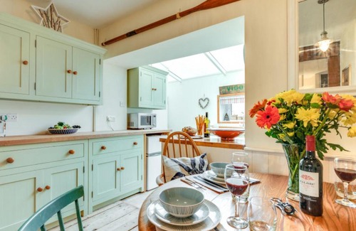 Shaldon House | Holiday Home Starco by Interhome