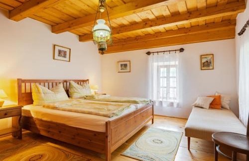 Balatongyorok House | Holiday Home Szijartó by Interhome