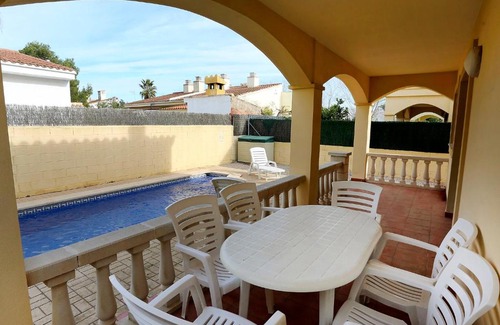 Riumar House | Holiday Home Tatiana by Interhome