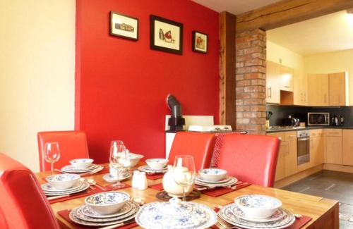 Machynlleth House | Holiday Home Uwch yr Aber by Interhome