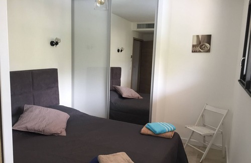 Cavaliere House | Holiday Home 'Villa Azur' with Sea View, Wi-Fi and Air Conditioning