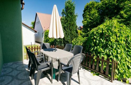Balatonlelle House | Holiday Home Verde by Interhome