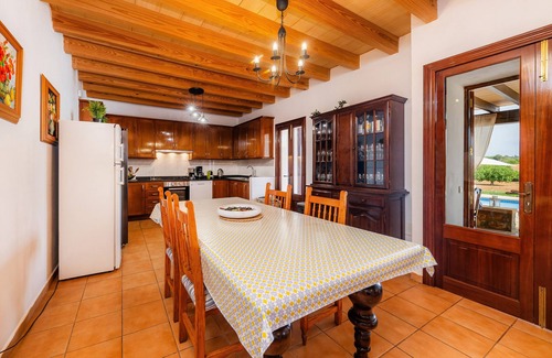 Manacor House | Holiday Home 'Villa Lorenzo 130' with Private Pool, Wi-Fi and Air Conditioning
