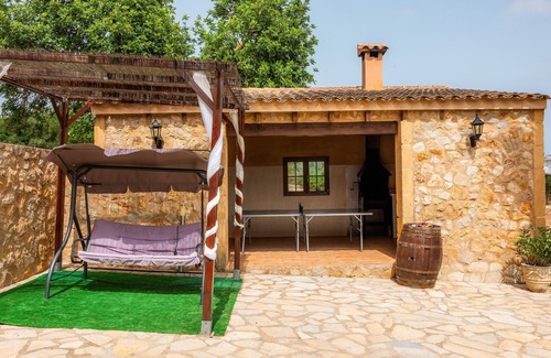 Manacor House | Holiday Home 'Villa Lorenzo 130' with Private Pool, Wi-Fi and Air Conditioning