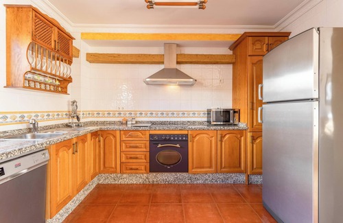 Nerja House | Holiday Home “Villa Maite” with Jacuzzi, Pool, Terraces & Wi-Fi