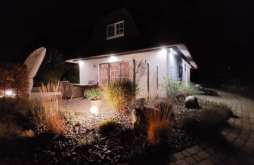 Zinnowitz House | Holiday Home 'Villa Sorgenfrei' with Lake View, Private Terrace and Wi-Fi