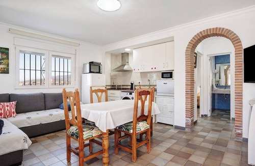 Bolonia House | Holiday Home "Vistas al Mar Bolonia" with Terrace & Wi-Fi