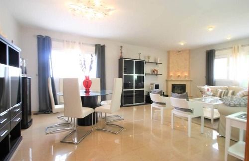 Gafares House | Holiday Home with Pool