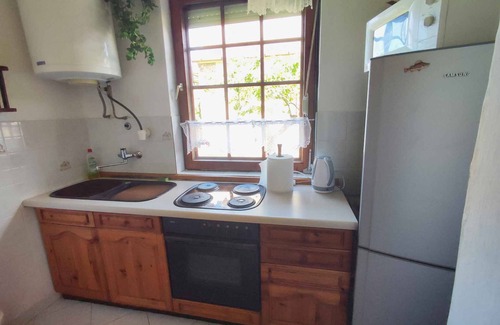 Balatonkeresztur House | Holiday home with garden, large terrace and barbecue facilities