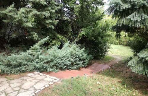Balatonalmadi House | Holiday home with garden and billiards