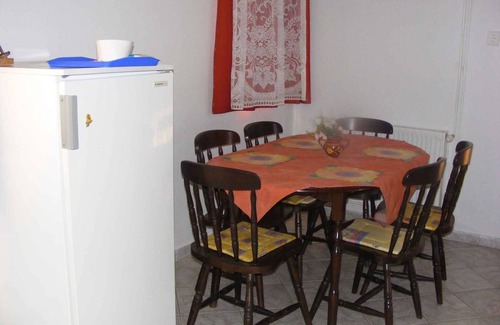 Cserszegtomaj House | Holiday home with air conditioning and garden