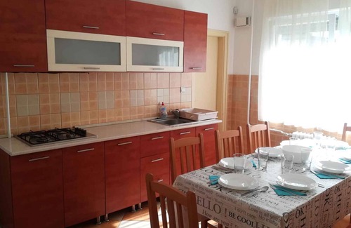 Siofok Aranypart House | Holiday home With pool and internet