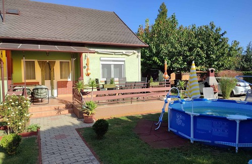 Siofok House | Holiday home with pool, air conditioning and WLAN near the beach