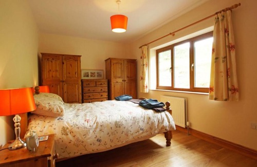 Cwrt House | Holiday Home Y Gliced by Interhome
