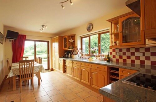 Cwrt House | Holiday Home Y Gliced by Interhome