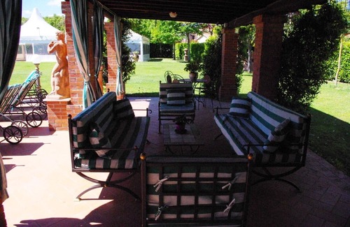 Foiano della Chiana House | Holiday house Foiano della Chiana for 1 - 14 persons with 4 bedrooms - Twin house