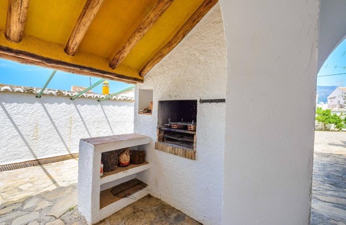 Alcaucin House | Holiday house Alcaucin for 1 - 18 persons with 8 bedrooms - Holiday home