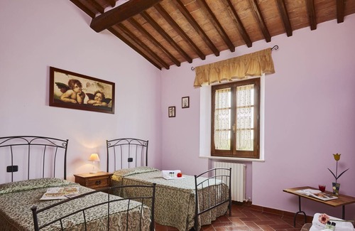 Asciano House | Holiday house Asciano for 1 - 6 persons with 3 bedrooms - Holiday home