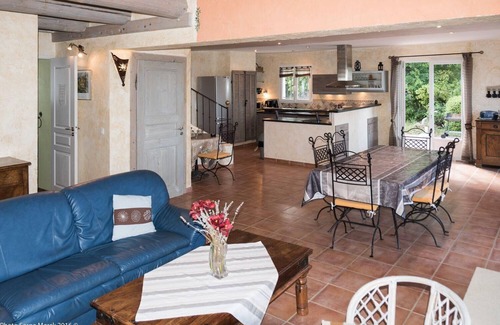 Aups House | Holiday house Aups for 1 - 5 persons with 2 bedrooms - Row house