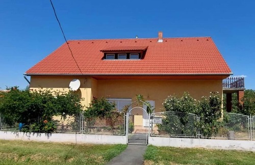 Balatonbereny House | Holiday house Balatonberény for 1 - 6 persons with 3 bedrooms - Holiday home