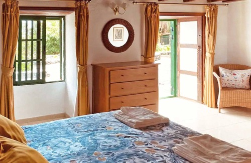 Brena Alta House | Holiday house Breña Alta for 1 - 8 persons with 4 bedrooms - Holiday home