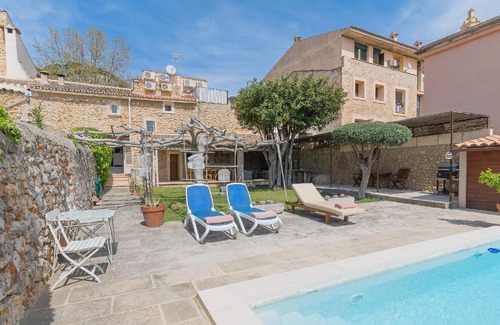 Selva House | Holiday house Caimari for 1 - 6 persons with 3 bedrooms - Row house