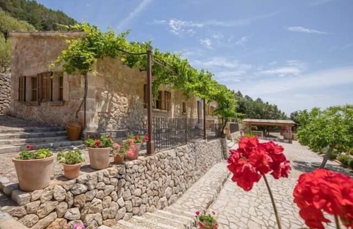 Campanet House | Holiday house Campanet for 1 - 6 persons with 3 bedrooms - Holiday home
