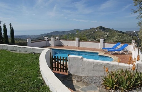 Frigiliana House | Holiday house Frigiliana for 1 - 6 persons with 3 bedrooms - Holiday house