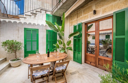 Pina House | HOLIDAY HOUSE IN THE TRANQUIL PUEBLO DE PINA