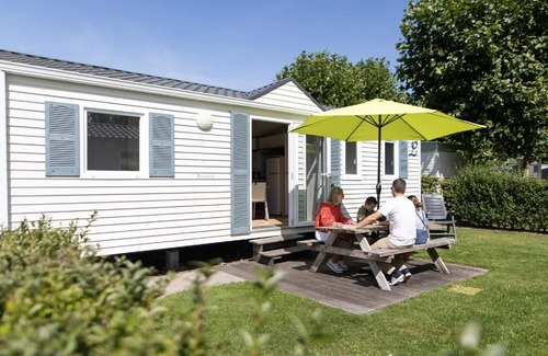 Jabbeke House | Holiday house Jabbeke for 1 - 6 persons with 3 bedrooms - Holiday home