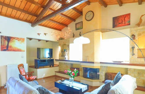 Kato Korakiana House | Holiday house Kato Korakiana for 1 - 8 persons with 3 bedrooms - Holiday home