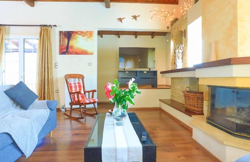 Kato Korakiana House | Holiday house Kato Korakiana for 1 - 8 persons with 3 bedrooms - Holiday home