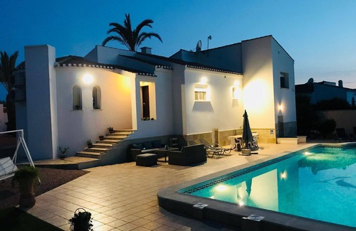 La Siesta House | Holiday house La Siesta for 1 - 8 persons with 3 bedrooms - Holiday house
