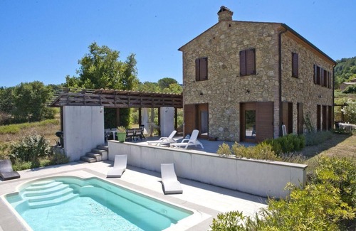 Montescudaio House | Holiday house Montescudaio for 1 - 6 persons with 3 bedrooms - Holiday home