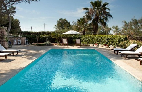 La Savina House | holiday house next to Illetes beach