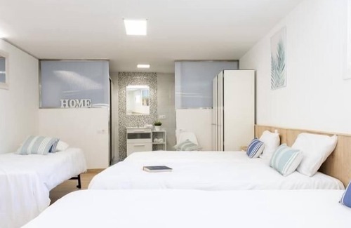 Saians House | Holiday house Oia for 1 - 7 persons with 3 bedrooms - Holiday home