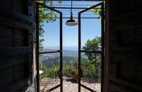 Seravezza House | Holiday house Seravezza for 1 - 4 persons with 1 bedroom - Holiday home