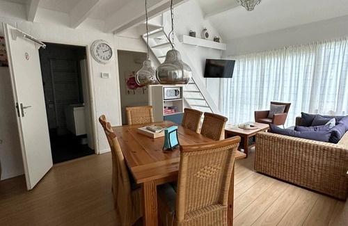 Stavenisse House | Holiday house Stavenisse for 1 - 6 persons with 3 bedrooms - Holiday house
