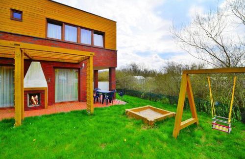 Sarbinowo House | Holiday house with private garden, Sarbinowo