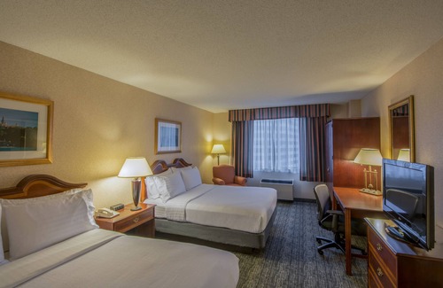 Bluemont Hotel | Holiday Inn Arlington at Ballston by IHG