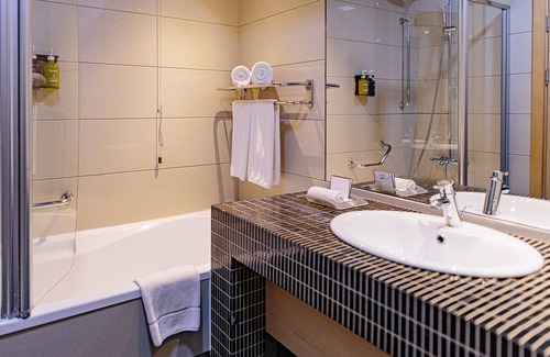 Novi Beograd Hotel | Holiday Inn Belgrade by IHG