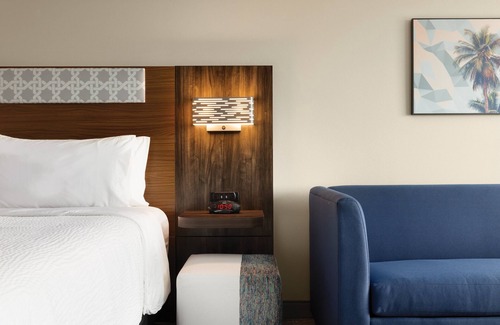 Port Canaveral Hotel | Holiday Inn Express Cape Canaveral by IHG