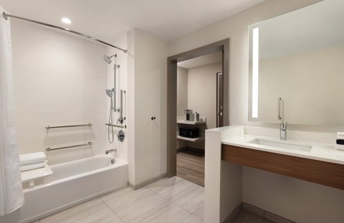Port Canaveral Hotel | Holiday Inn Express Cape Canaveral by IHG