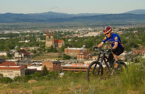 Helena Hotel | Holiday Inn Express and Suites Helena by IHG