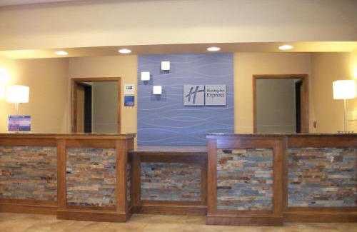 Cortland Hotel | Holiday Inn Express - Cortland by IHG