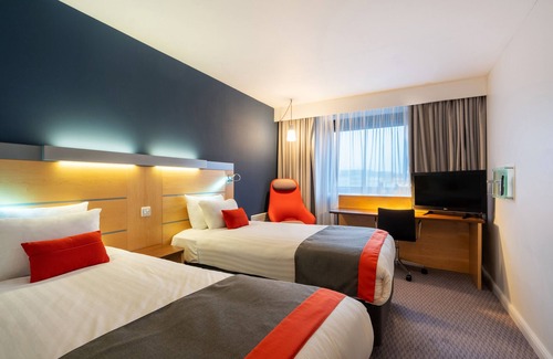 Dundee Hotel | Holiday Inn Express Dundee by IHG