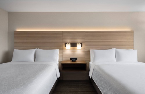 Fort Bragg Hotel | Holiday Inn Express Ft Bragg by IHG
